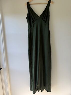 Park and Fifth Green V-Neck Maxi Dress